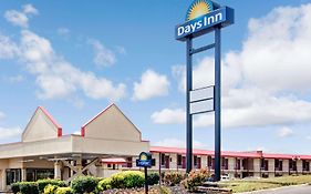 Days Inn Knoxville West